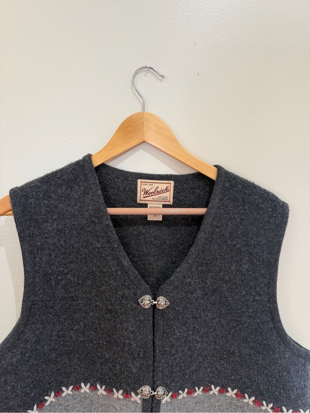 Vintage Woolrich Nordic Womens 100% Wool Vest Large - Picture 3 of 11